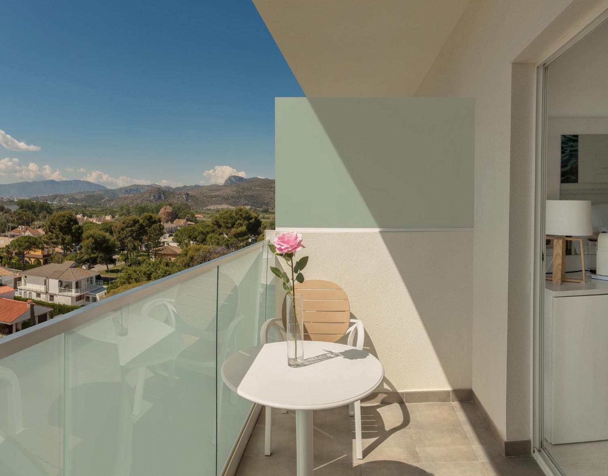 Double Room Terrace,1431778522:JPEG